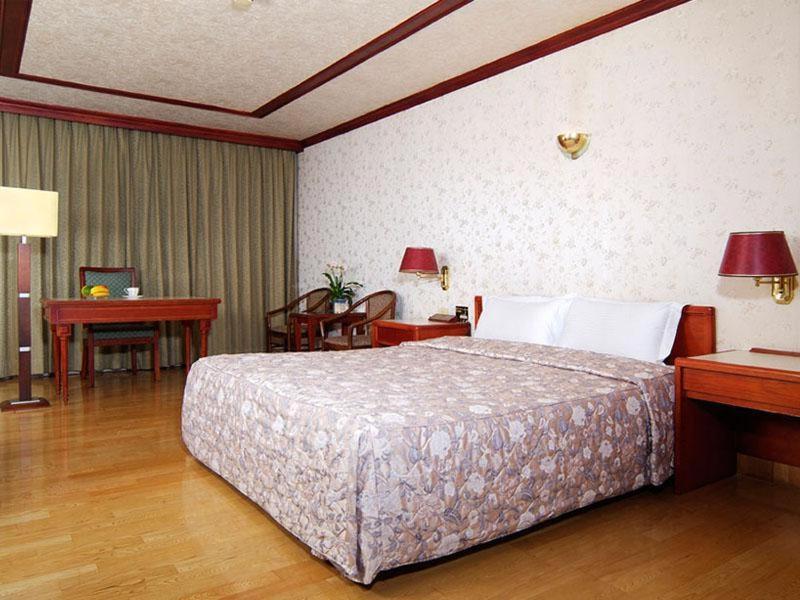 Nikaido Business Hotel Minxiong Esterno foto