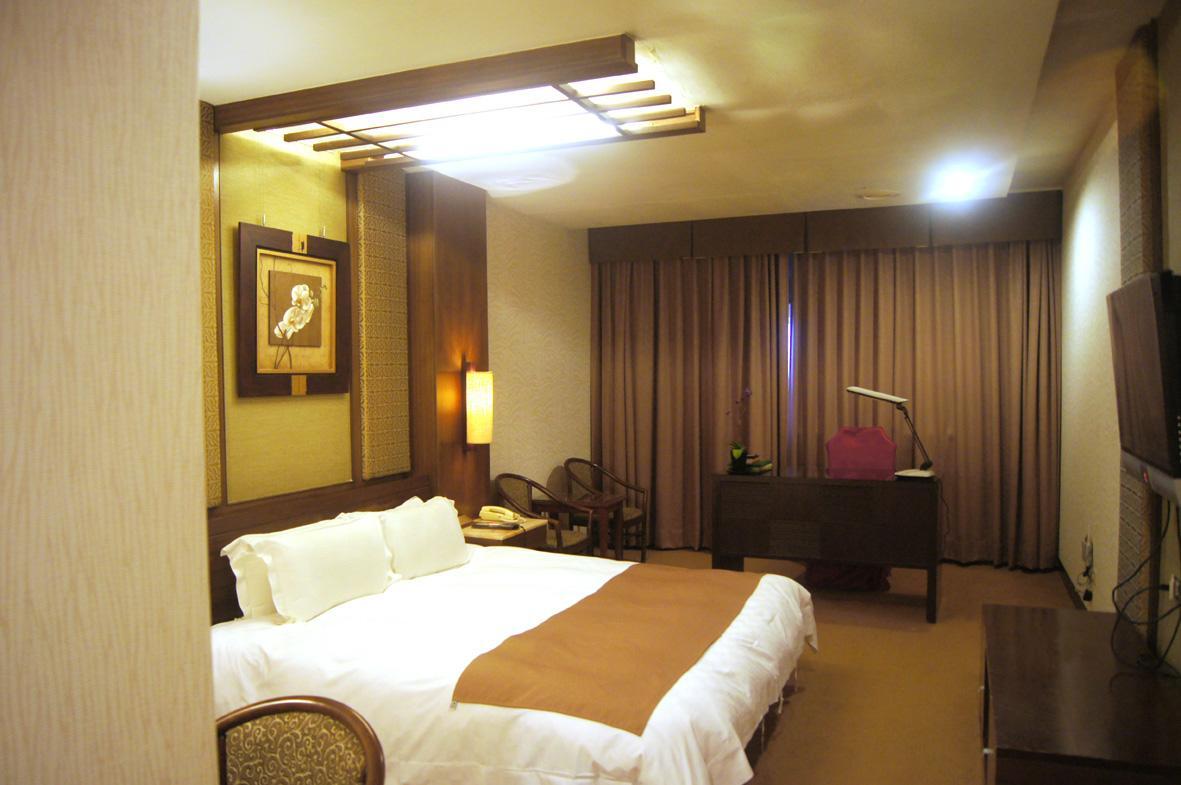 Nikaido Business Hotel Minxiong Esterno foto